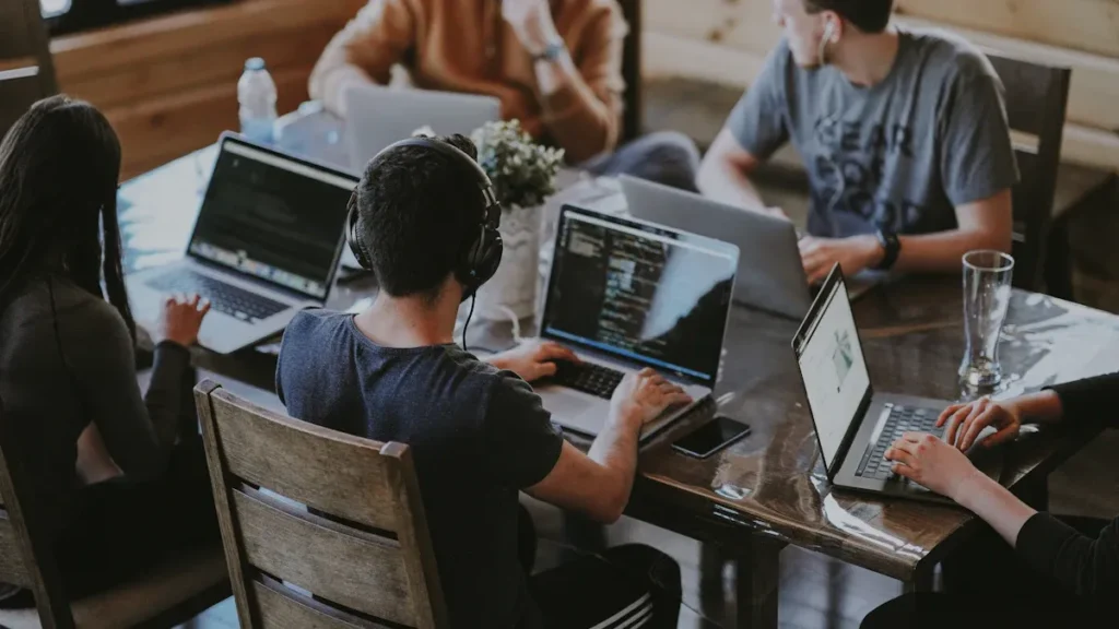 如何搭建高转化外贸独立站全流程解析